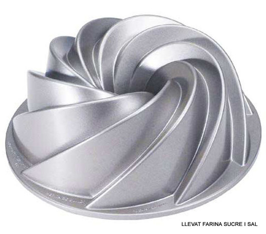 molde_nordic_ware_heritage_grande