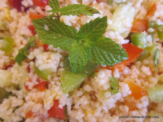 coca-st-joan-dfeta-per-la-maria-espelmes-flors-jardi-cousc-062